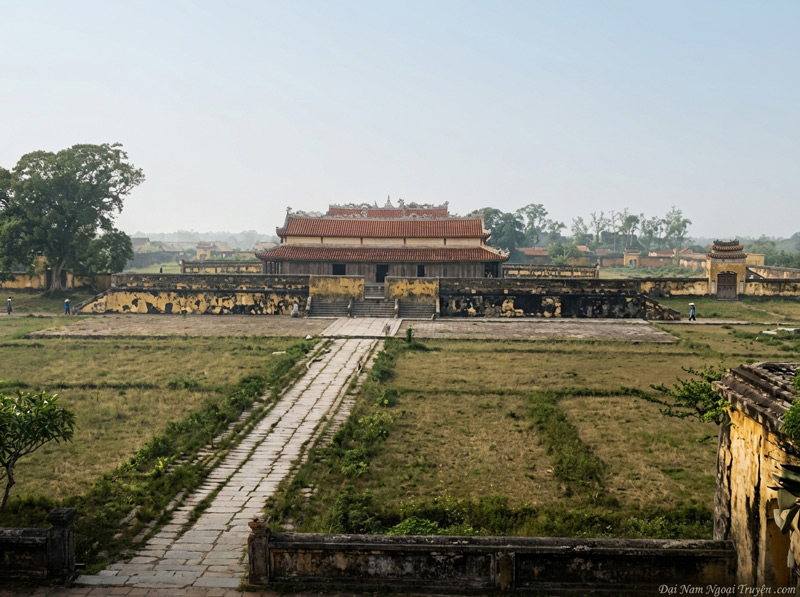 Điện kính thiên
Thành Thăng Long
Thành Hà Nội